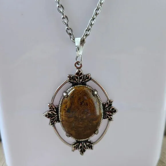 Vintage Pendant Women Necklace Brown Stone Silver Tone Chain Fashion Jewelry - Picture 10 of 12